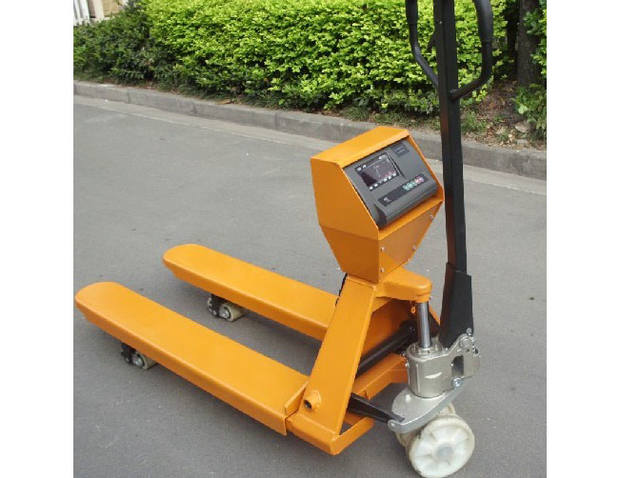 Forklift scale